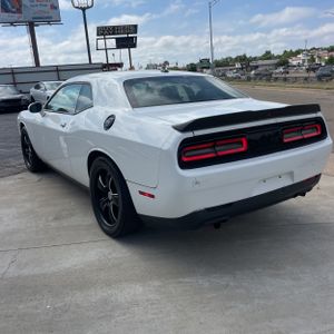 DODGE CHALLENGER SXT - 5