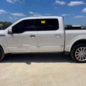 FORD F-150 LIMITED - 4