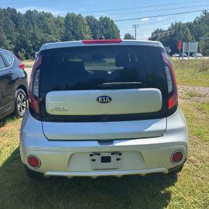 2018 KIA SOUL + 照片 4