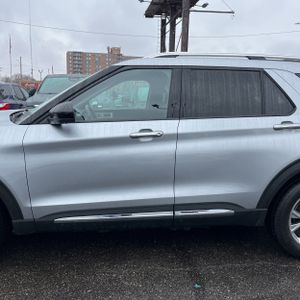 FORD EXPLORER LIMITED - 4