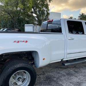 CHEVROLET SILVERADO 3500HD HIGH COUNTRY - 9