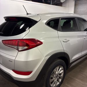 HYUNDAI TUCSON SE - 9