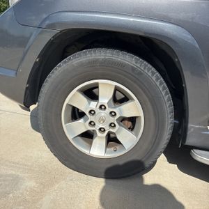 2013 Toyota 4RUNNER SR5 thumbnail 17