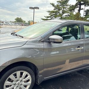 2017 Nissan SENTRA SV — фото 2