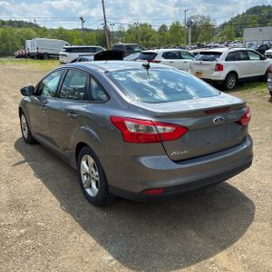 FORD FOCUS SE - 5