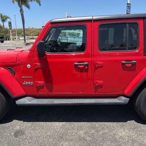 2021 JEEP WRANGLER UNLIMITED SAHARA — фото 4
