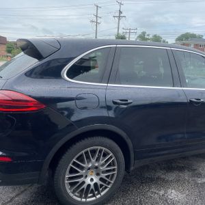 2016 Porsche CAYENNE BASE 照片 9
