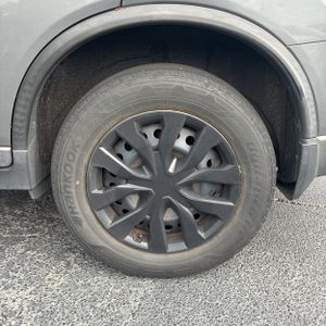 2016 Nissan ROGUE S thumbnail 18