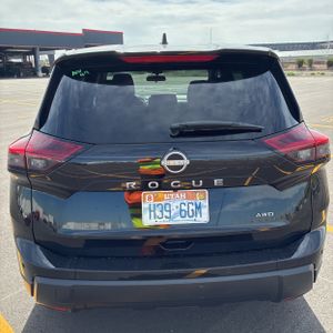 NISSAN ROGUE S INTELLIGENT AWD - 7