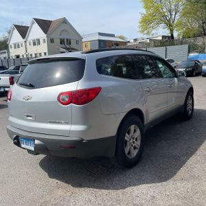 CHEVROLET TRAVERSE LT - 8