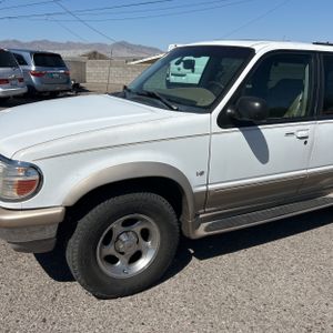 FORD EXPLORER EDDIE BAUER - 2