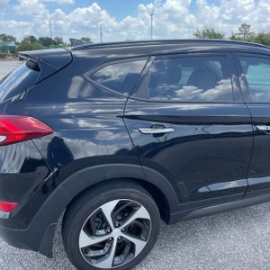 2016 Hyundai TUCSON LIMITED — фото 9