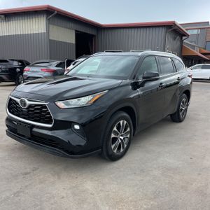 صورة 1 لـ 2020 Toyota HIGHLANDER XLE