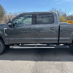 FORD F-250 SUPER DUTY LARIAT - 4