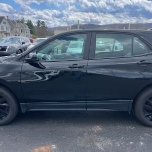 CHEVROLET EQUINOX LS - 4