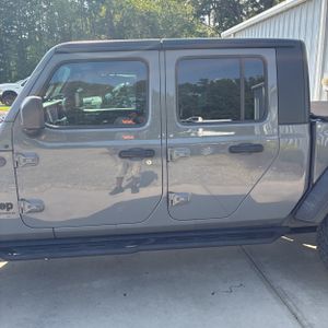 صورة 4 لـ 2023 JEEP GLADIATOR SPORT