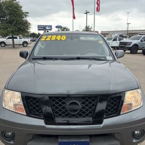 2019 Nissan FRONTIER SV — миниатюра 15