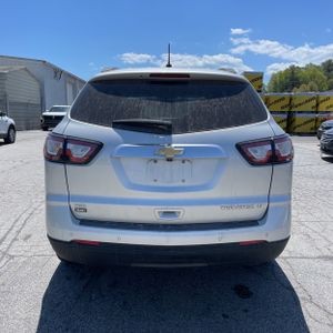 CHEVROLET TRAVERSE LT - 7
