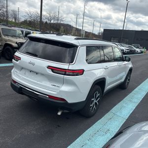 JEEP GRAND CHEROKEE L LIMITED - 8