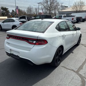 DODGE DART SXT - 8