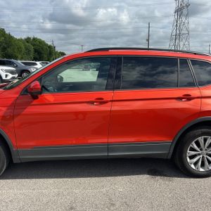 VOLKSWAGEN TIGUAN S 4MOTION - 4