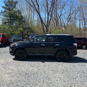 TOYOTA 4RUNNER - 3