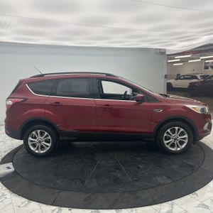 FORD ESCAPE SE - 10