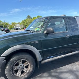 FORD RANGER XLT - 2