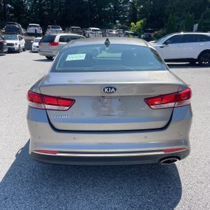 2018 KIA OPTIMA LX photo 7