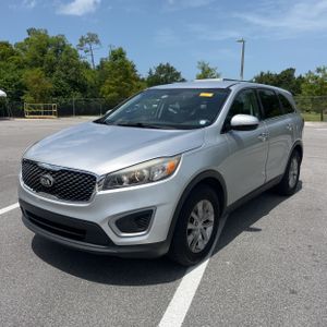 2018 KIA SORENTO L photo 1