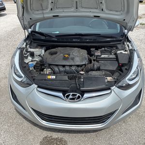 صورة مصغرة 40 لـ 2016 Hyundai ELANTRA SE