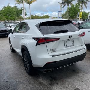LEXUS NX 300 F SPORT - 5