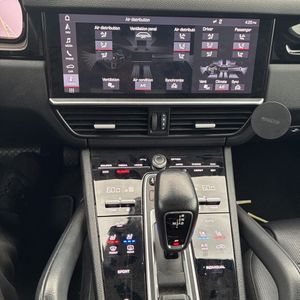 صورة مصغرة 37 لـ 2019 Porsche CAYENNE BASE