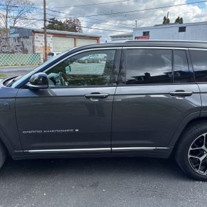 JEEP GRAND CHEROKEE 4XE SUMMIT RESERVE - 4