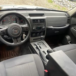 صورة مصغرة 35 لـ 2012 JEEP LIBERTY SPORT