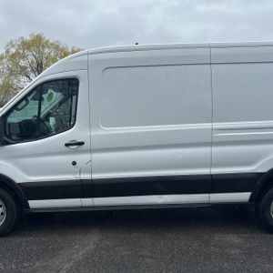 FORD TRANSIT 250 - 4