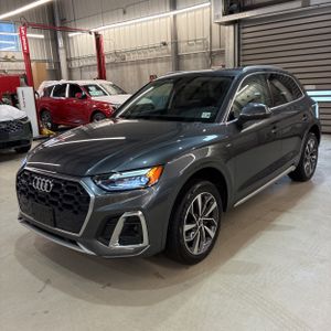 AUDI Q5 QUATTRO S LINE PREM PLUS 45 TFSI - 1