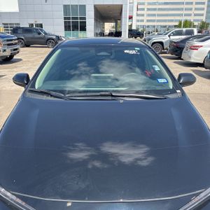 صورة مصغرة 15 لـ 2025 Toyota COROLLA LE
