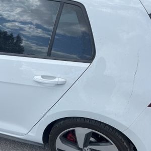 VOLKSWAGEN GTI SE - 6