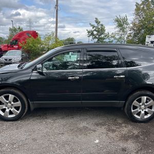 2012 Chevrolet TRAVERSE LT — фото 4