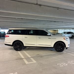 2023 Lincoln NAVIGATOR L RESERVE — фото 10