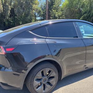 صورة 9 لـ 2024 Tesla MODEL Y LONG RANGE