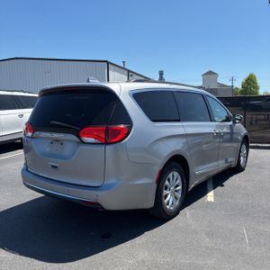 CHRYSLER PACIFICA TOURING-L - 8