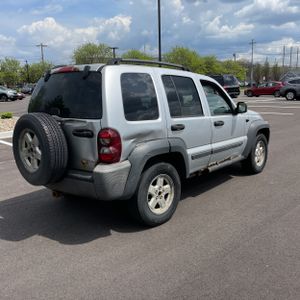 JEEP LIBERTY SPORT - 5