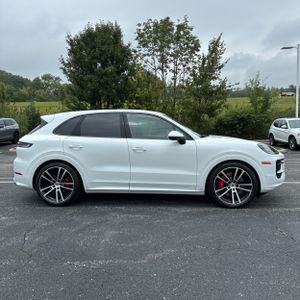 2024 Porsche CAYENNE S 照片 10
