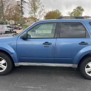FORD ESCAPE XLT - 4