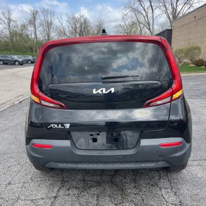 KIA SOUL LX - 7