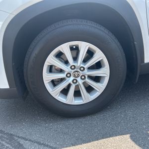 2024 Toyota GRAND HIGHLANDER XLE 缩略图 17