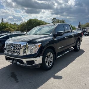 Nissan Titan SV - 1