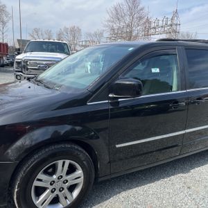 DODGE GRAND CARAVAN SXT - 2